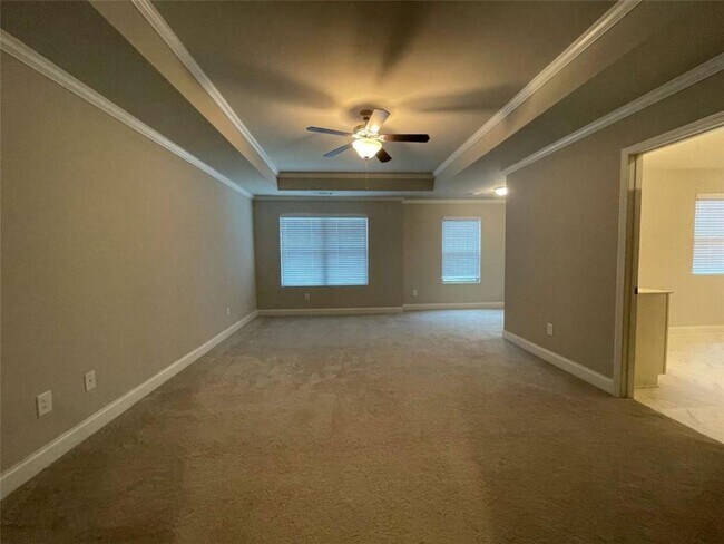 Building Photo - 301 Omnia Ridge Way