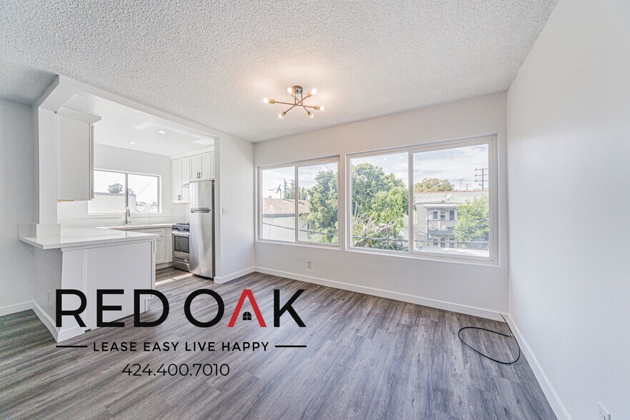 Building Photo - 1051 N Gardner St