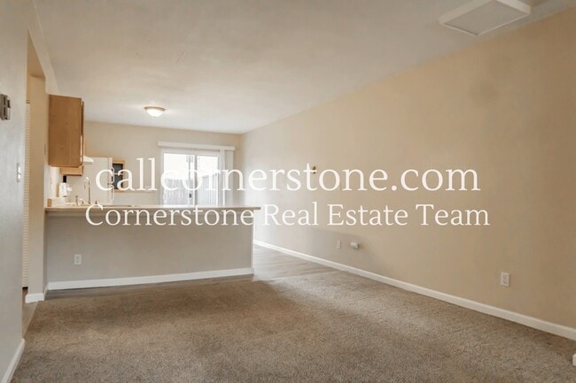 Building Photo - 625 Yuma St