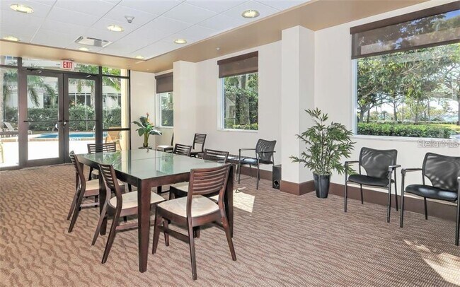 Building Photo - 435 S Gulfstream Ave