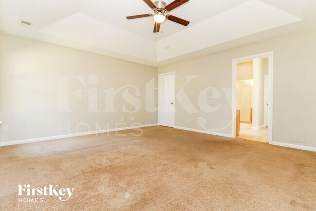 Building Photo - 527 Rosings Drive