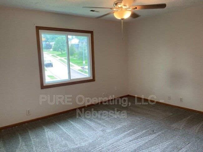 Building Photo - 1008 E Aberdeen Dr