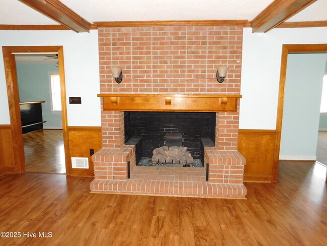 Building Photo - 6109 Schooner Ct