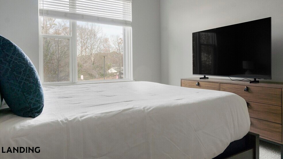 Building Photo - 2550 Blackmon Dr