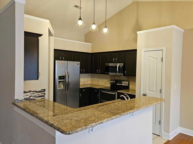 Building Photo - Troutman Area - 3 BR / 2 BA + Bonus Room & Garage