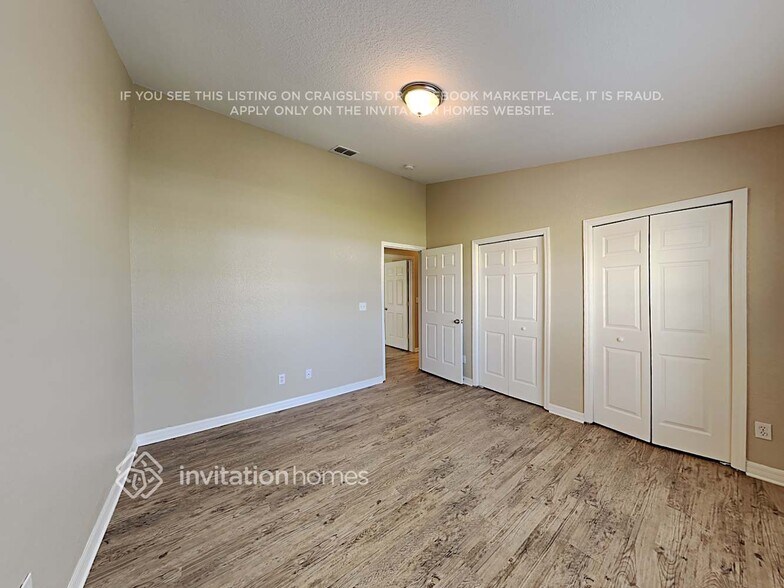 Building Photo - 3827 Springlake Village Ct