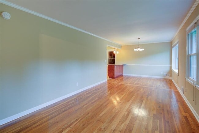 Building Photo - 1125 Old Forge Dr