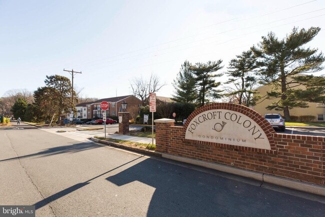 Building Photo - 9479 Fairfax Blvd