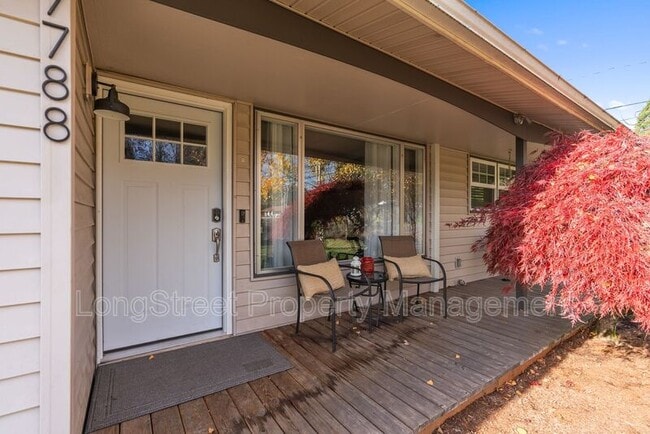 Building Photo - 7788 SE Thompson Rd