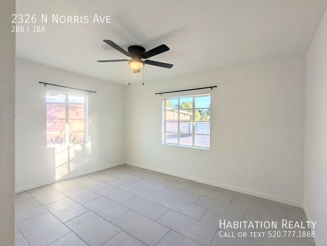 Building Photo - Remodeled 2Bed/1Bath with Designer Touches...