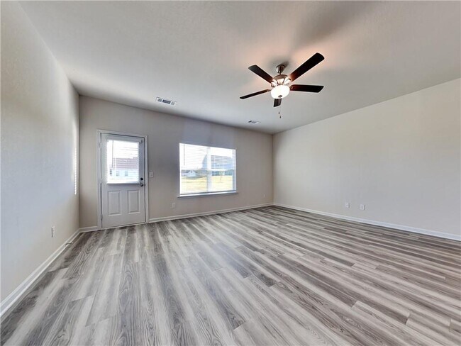 Building Photo - 1141 Amadas Dr
