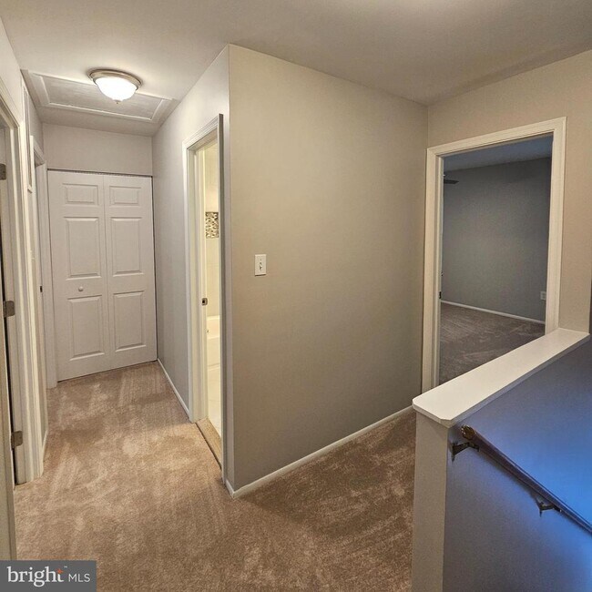 Building Photo - 6430 Shannon Station Ct