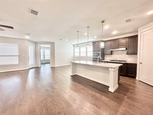 Building Photo - 9218 Rocking Plain Ln