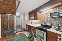 Building Photo - 760 S Sheridan St