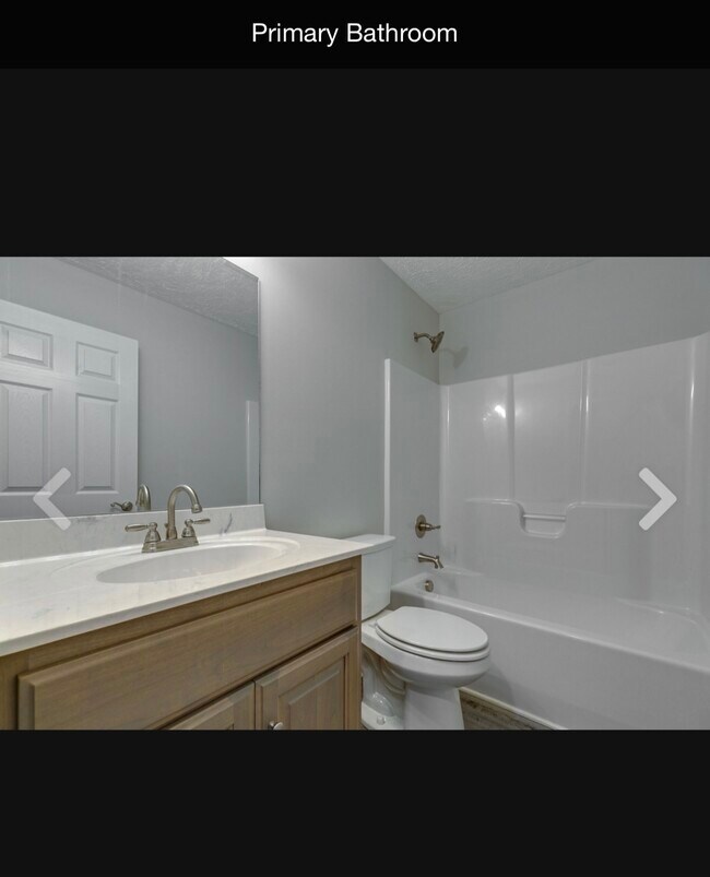 Building Photo - 272 Hunt St