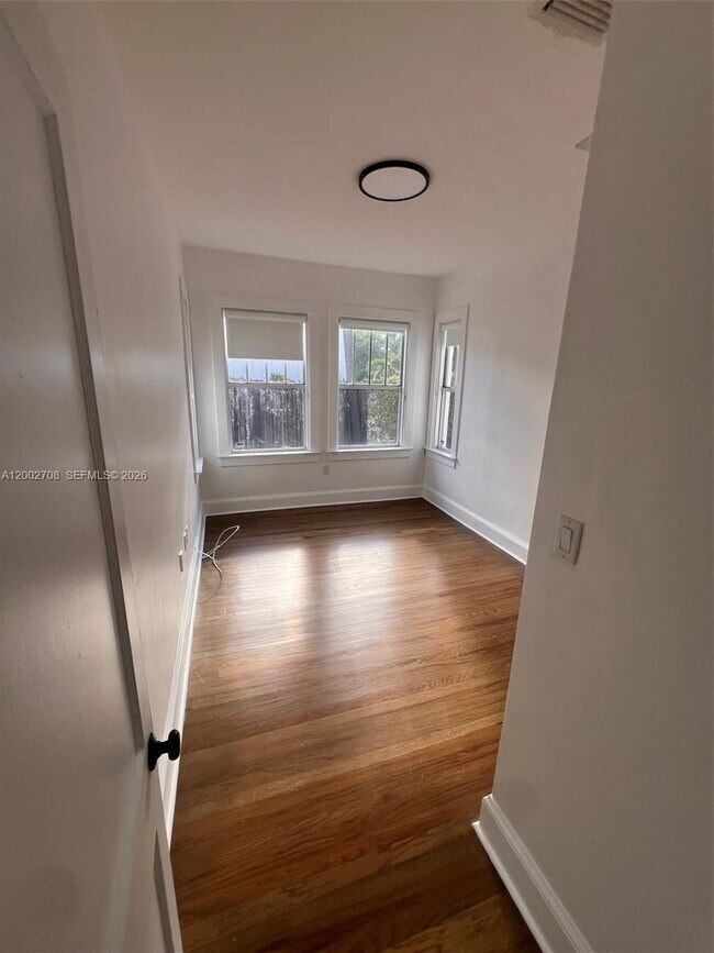 Building Photo - 2272 SW 11th Terrace