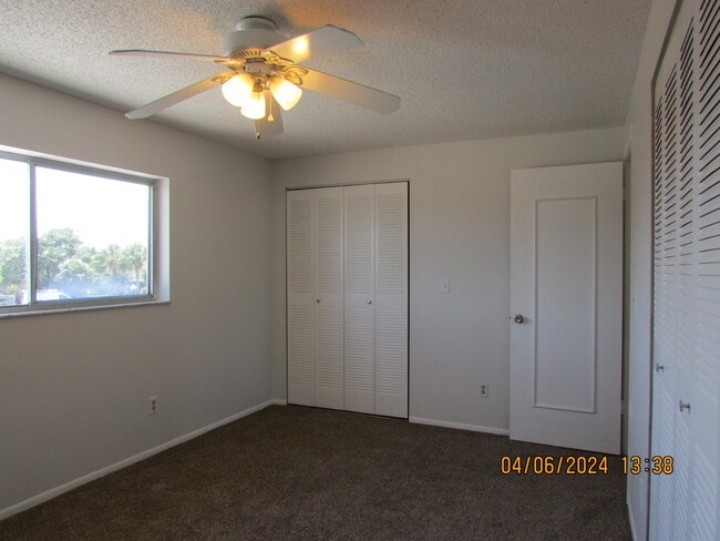 Building Photo - 1128 Mary Joye Ave