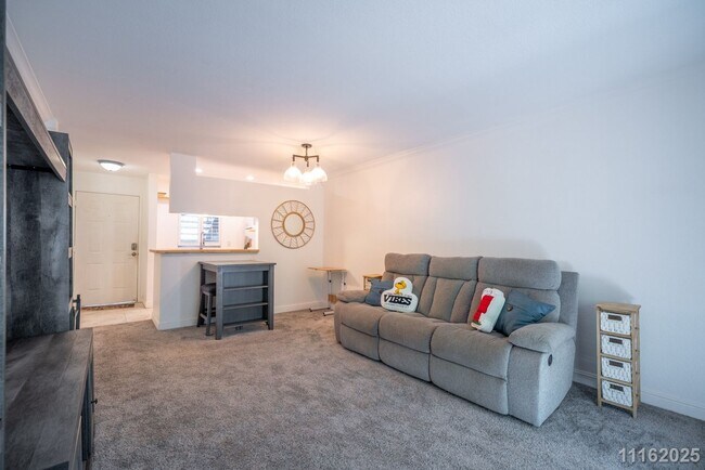 Building Photo - Mililani Gem Townhouse – 2-Bed, 2-Bath 2nd...