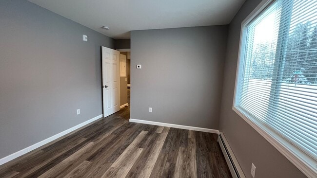 Building Photo - A charming ground floor apartment with (2)...