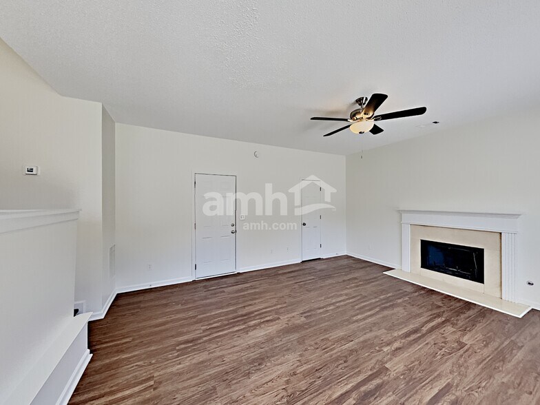 Building Photo - 4729 Score Ct