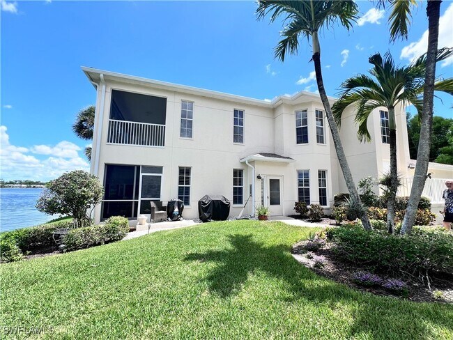 Building Photo - 3250 W Crown Pointe Blvd