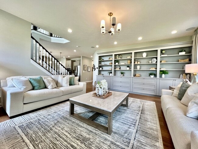 Building Photo - Large Executive home in Beavercreek Well d...