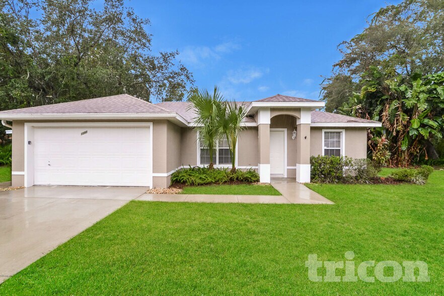 Primary Photo - 1090 3rd Ave