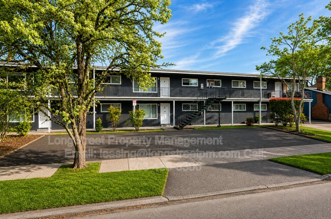 Building Photo - 205 6th Ave SE