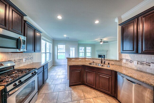 Building Photo - 27 S Sawbridge Cir