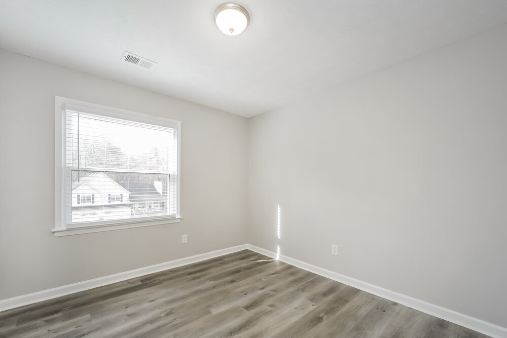 Building Photo - 2106 Winsburg Dr