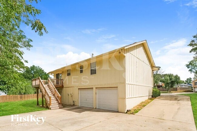 Building Photo - 2035 NE Cookson Ct