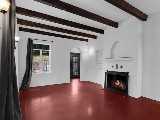 Building Photo - Charming Mission Style Home with Guest House & One Block from Arizona Inn