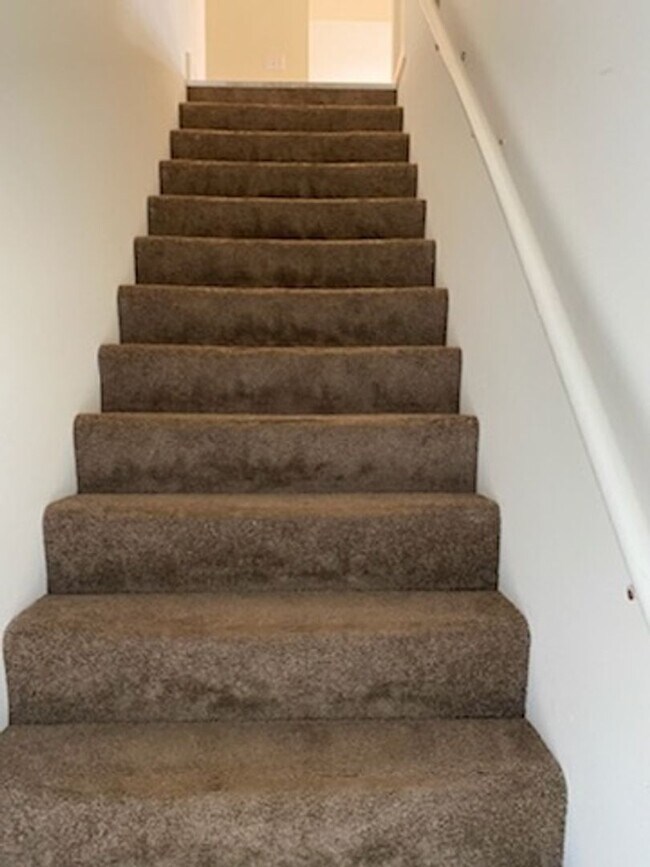 Building Photo - 1117 N College Ave