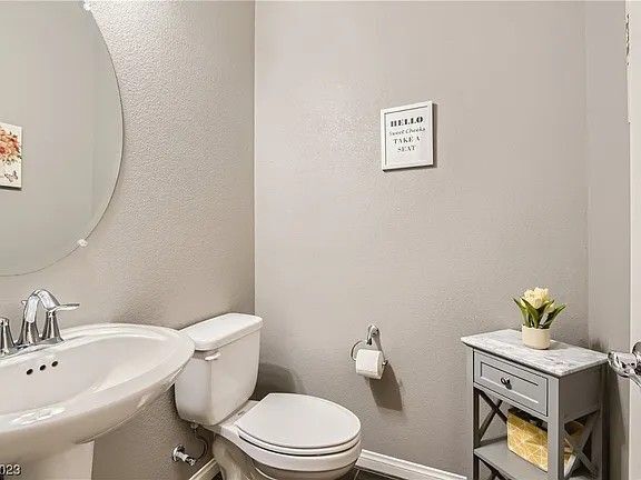 Building Photo - 8044 Bear Canyon St