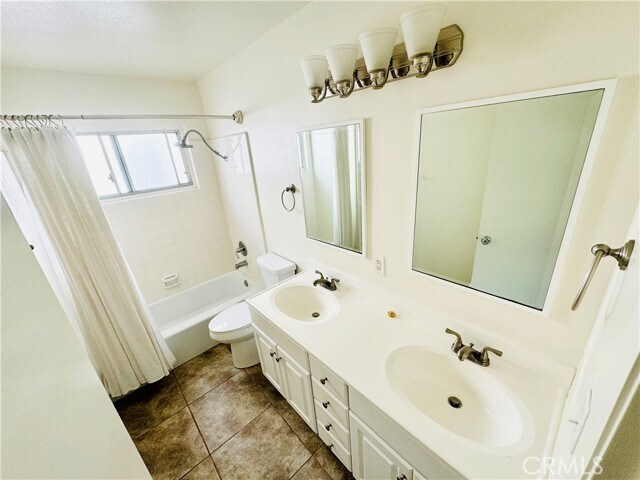 Building Photo - 33882 Malaga Dr