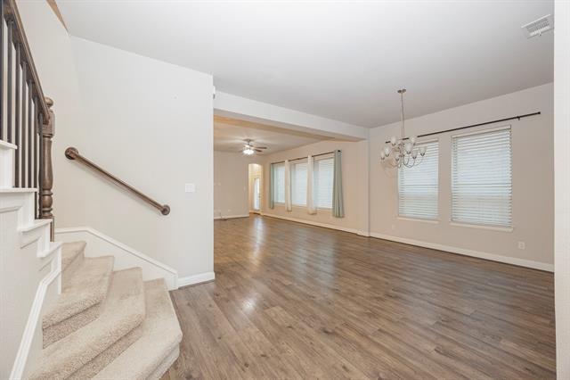 Building Photo - 3640 Carlsbad Way