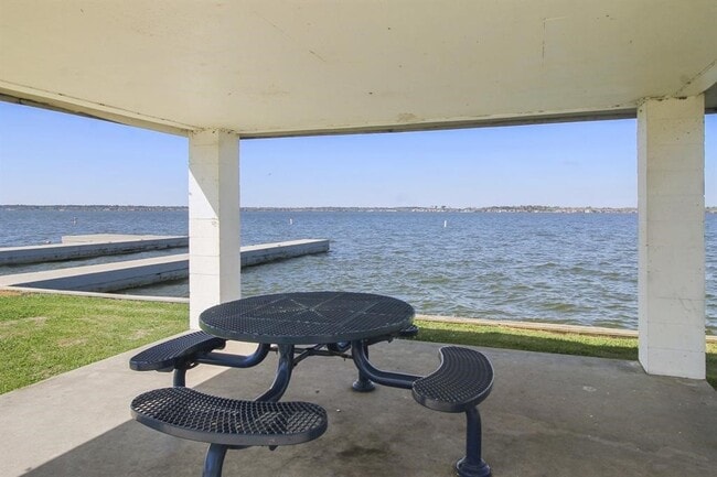 Building Photo - 12970 Centaurus Ct