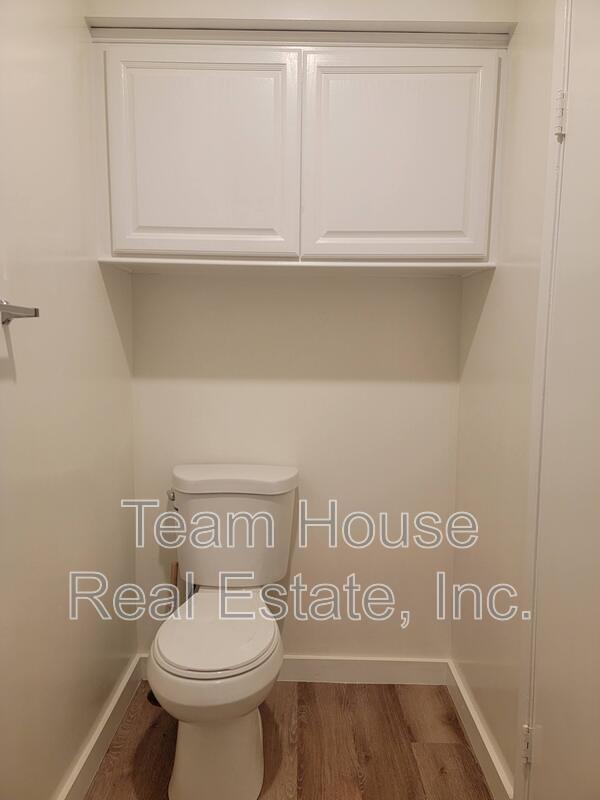 Building Photo - 23423 Vía Boscana