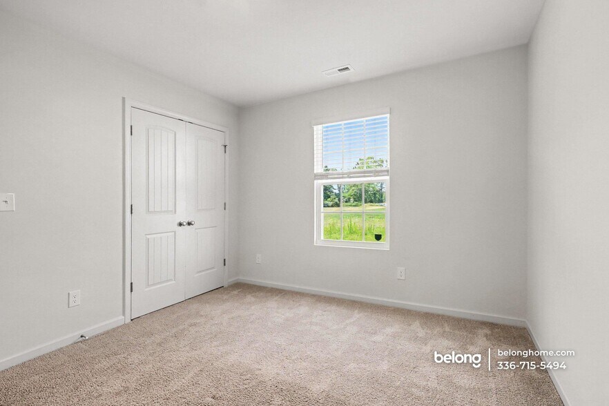 Building Photo - 385 Dasu Dr