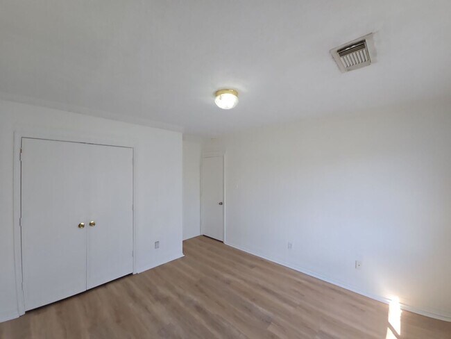 Building Photo - 21802 Westfield Ridge Dr