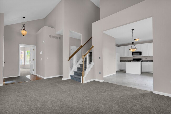 Building Photo - 41699 Mitchell Rd