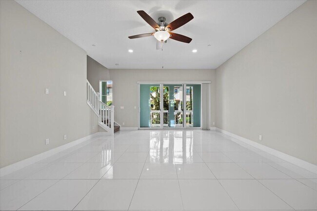 Building Photo - 7114 Edison Pl