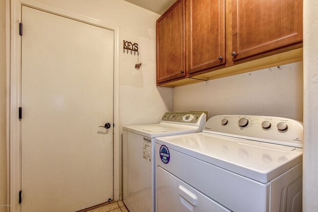 Building Photo - Three Bedroom, Two Bath home with RV Parking!