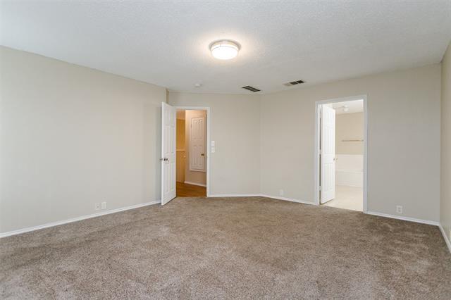 Building Photo - 1308 Dundee Dr