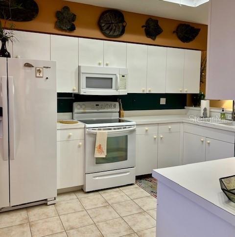 Building Photo - 9611 Castle Point Dr