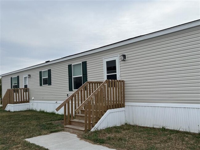 Building Photo - 38 Grant St