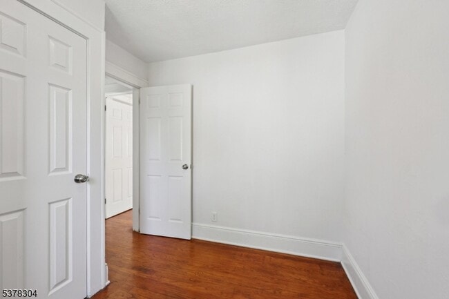 Building Photo - 359 Bogert Ave