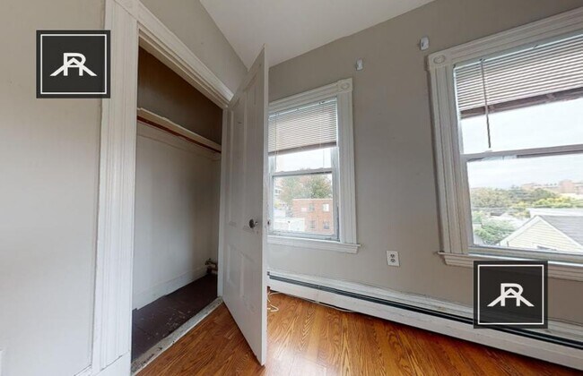 Building Photo - 2 bedroom in Cambridge MA 02141