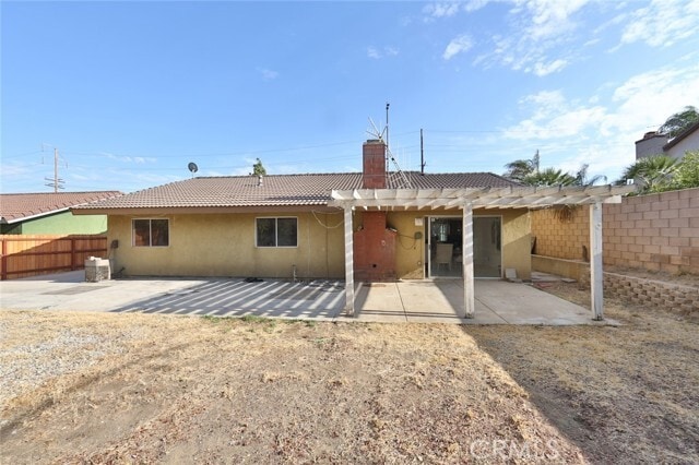 Building Photo - 25252 Delphinium Ave