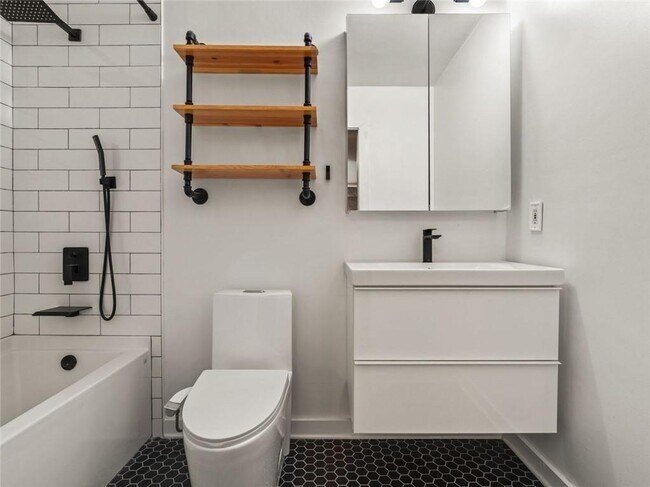 Building Photo - 800 Peachtree St NE